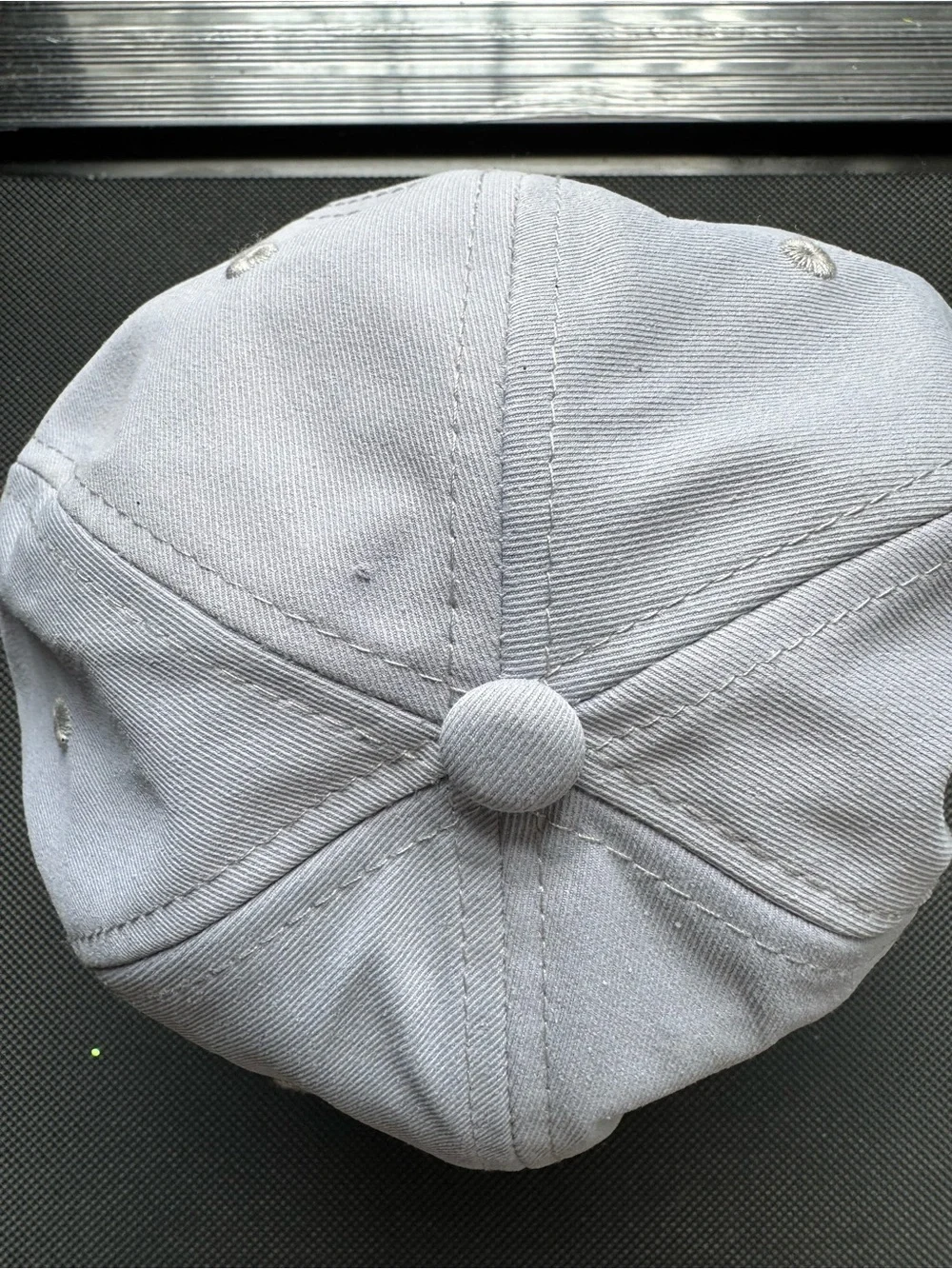 Neutral Light Gray 'New York' Embroidered Baseball Cap